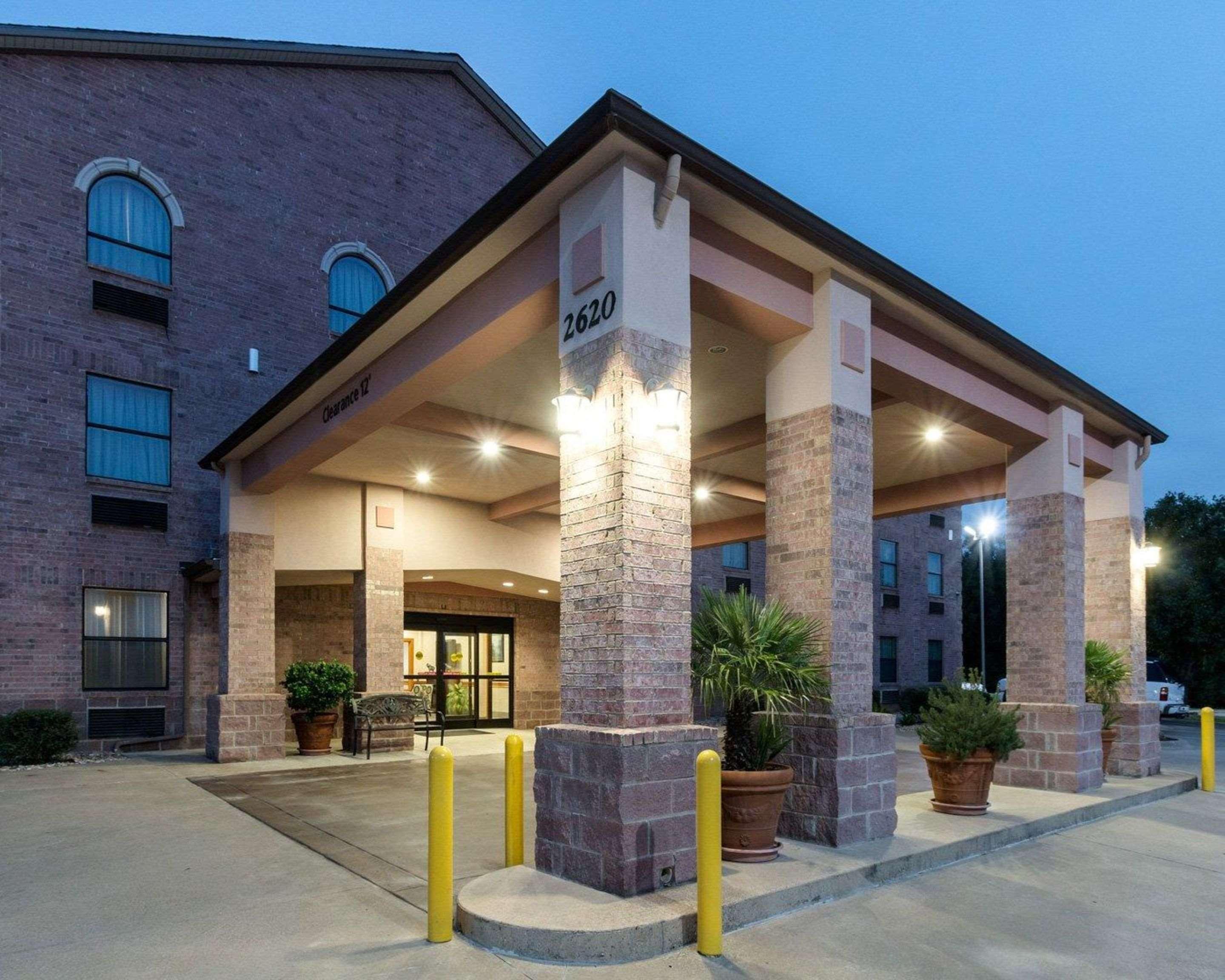 Quality Inn Buffalo Buitenkant foto